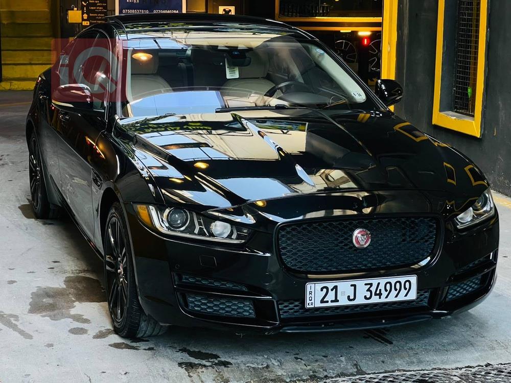 Jaguar XE